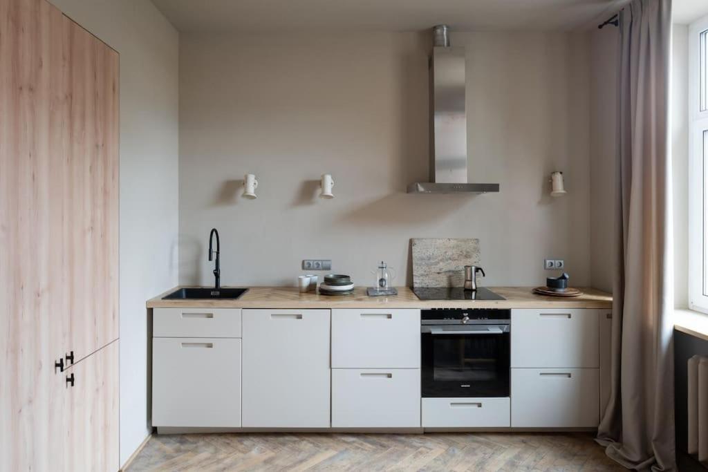 Authentic 1 Bd Old Town Apartment By Hostlovers Kaunas Ngoại thất bức ảnh