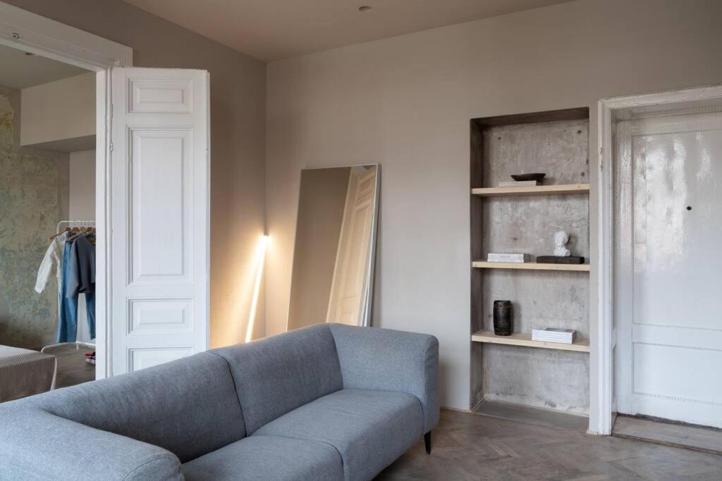 Authentic 1 Bd Old Town Apartment By Hostlovers Kaunas Ngoại thất bức ảnh