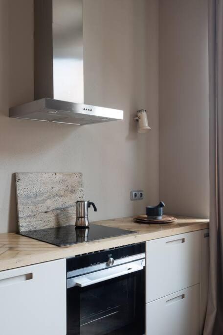 Authentic 1 Bd Old Town Apartment By Hostlovers Kaunas Ngoại thất bức ảnh